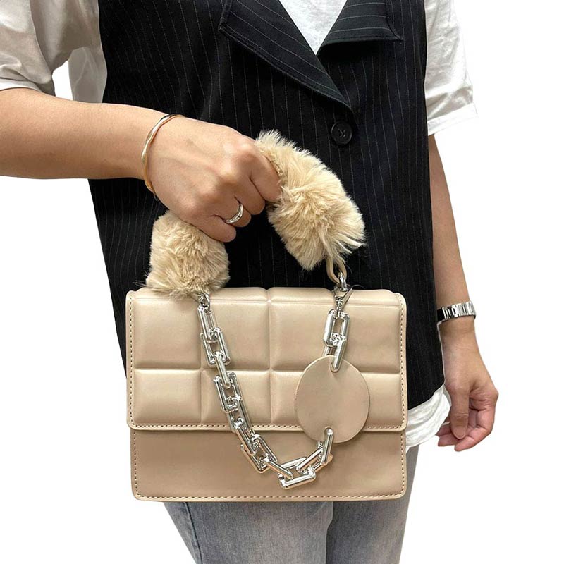 Chic Faux Leather Quilted Handbag